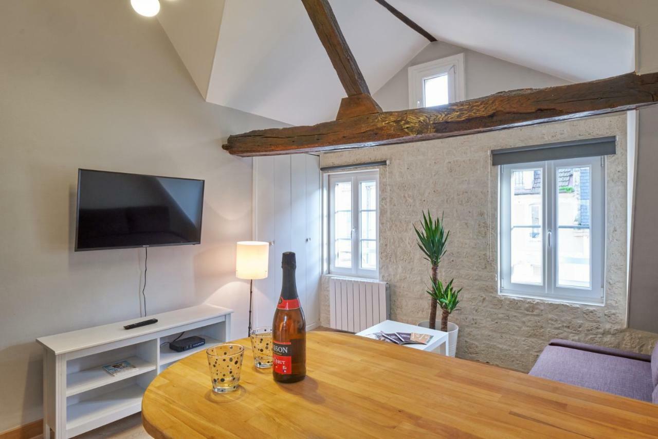 Le Saint Pierre, Atypique Au Coeur Du Centre Ville Apartman Caen Kültér fotó