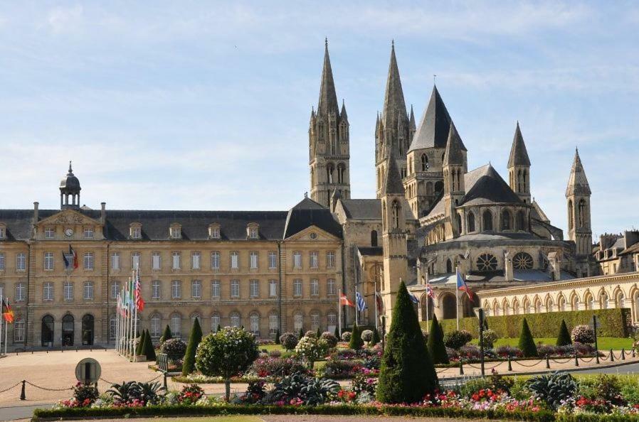 Le Saint Pierre, Atypique Au Coeur Du Centre Ville Apartman Caen Kültér fotó